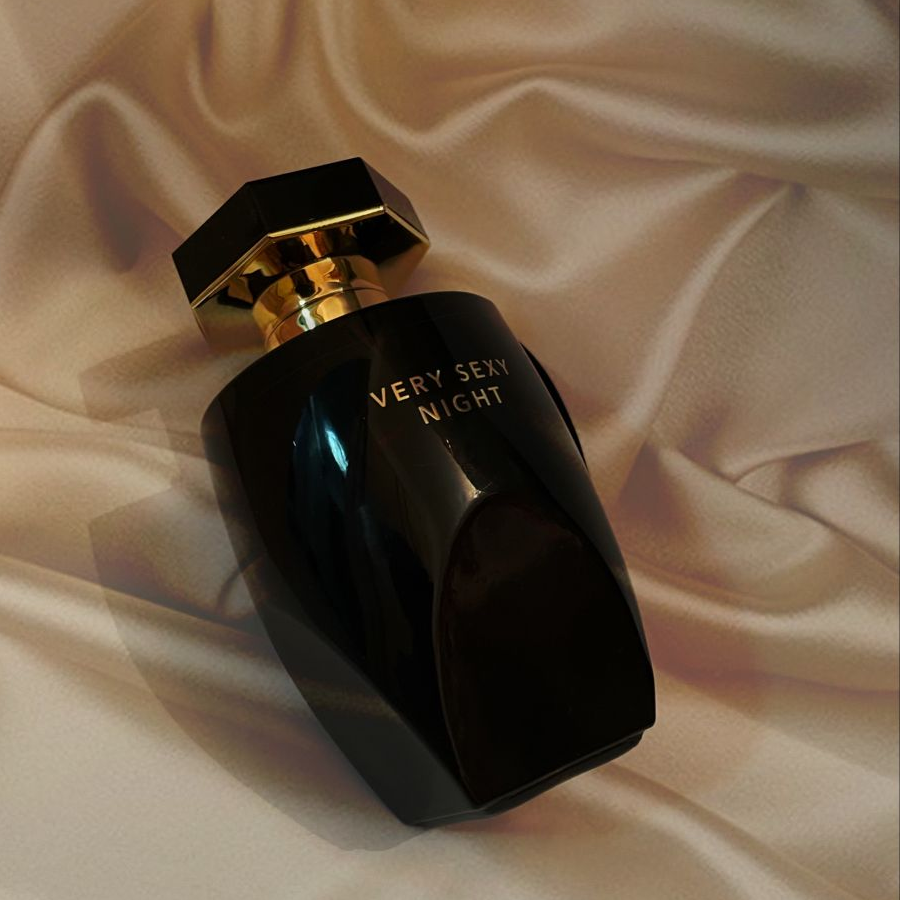 Victoria's Secret Very Sexy Black Short woman 100ml Tester